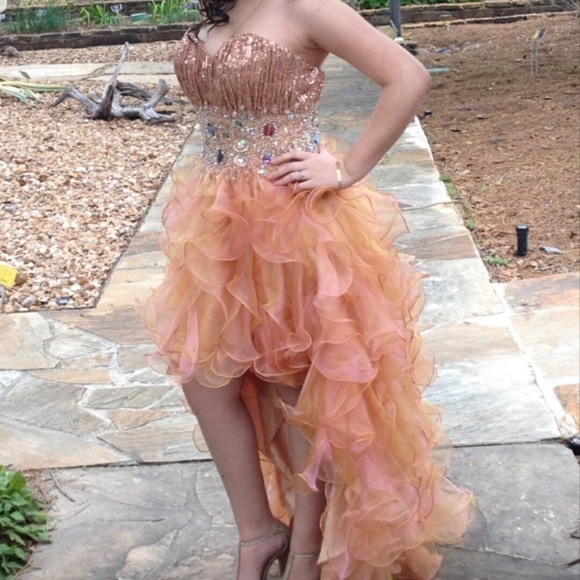 Prom dress in great condition only used once - Picture 3 of 3